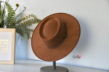 Load image into Gallery viewer, Toffee (Gambler) Sombrero
